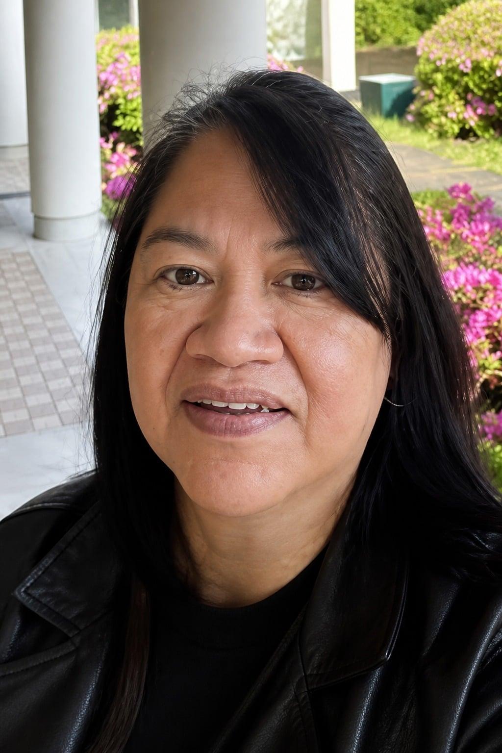 Jeannett E.